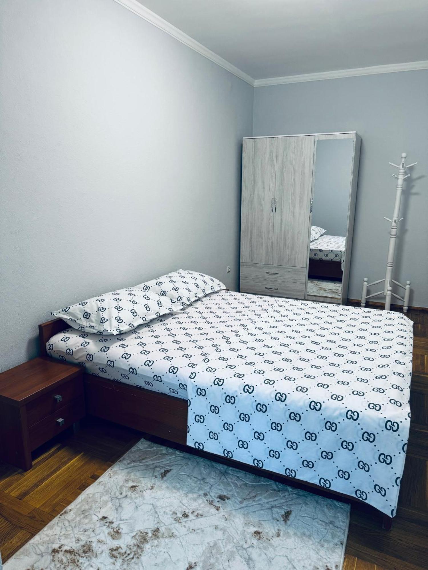 Classic Family Apart In The Center With 4 Rooms Tashkent Exterior foto
